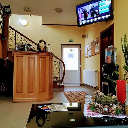 Venesis House 3*